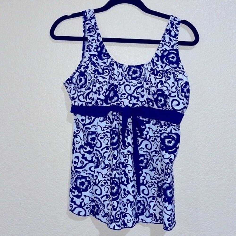 Wantdo One Piece Floral Bathing Suit Top Sz 16 padded bra NWT